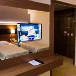 데르시 호텔 4*