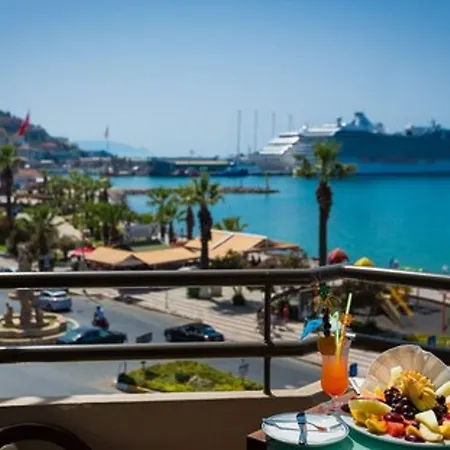 Derici Hotel Kuşadası