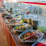 Derici Hotell 4*
