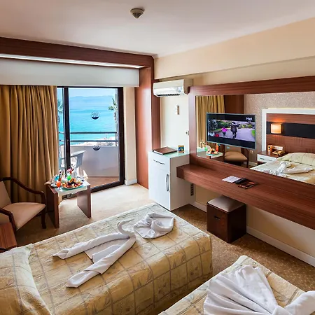 Derici Hotel 4*