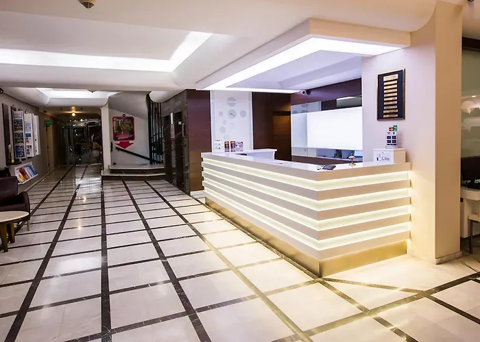 Otel Derici 4*
